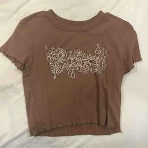 Size small cropped T-shirt.